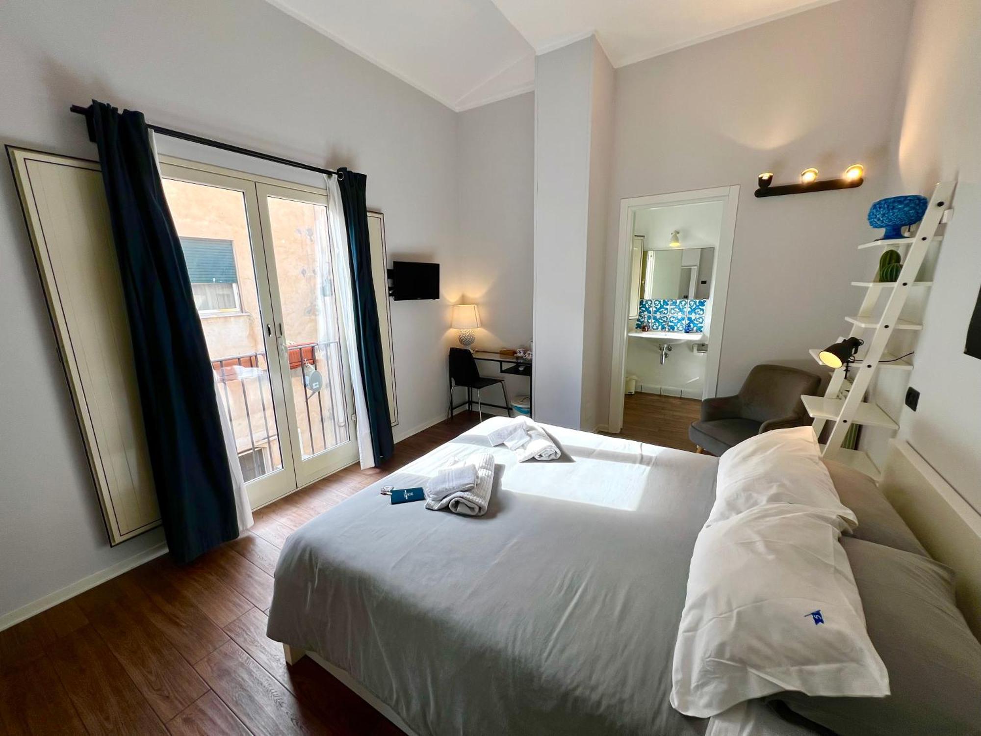 Bed & Breakfast Cortile Umberto I Cefalu