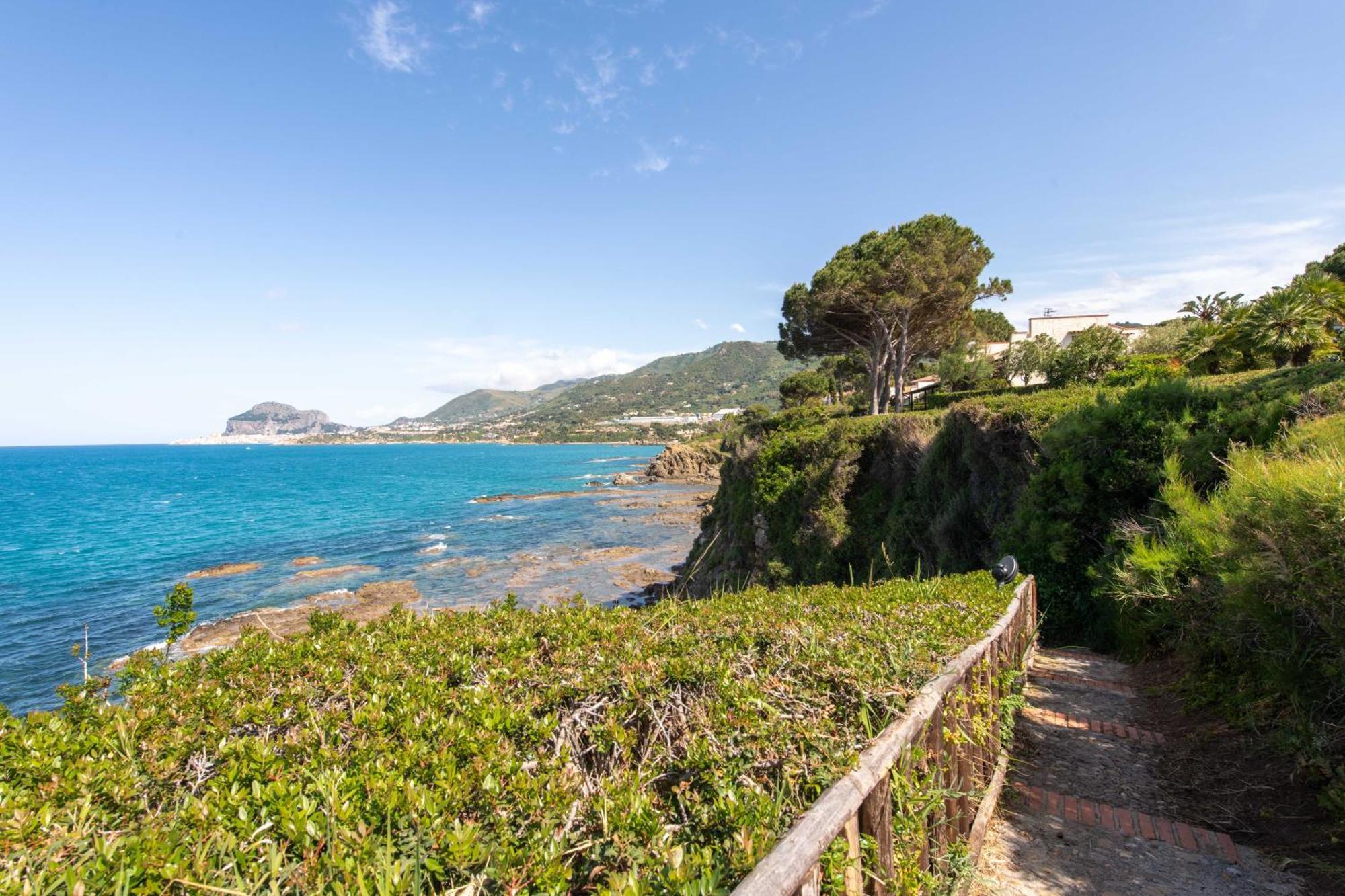 Villa Giulia Fronte Mare Con Privata