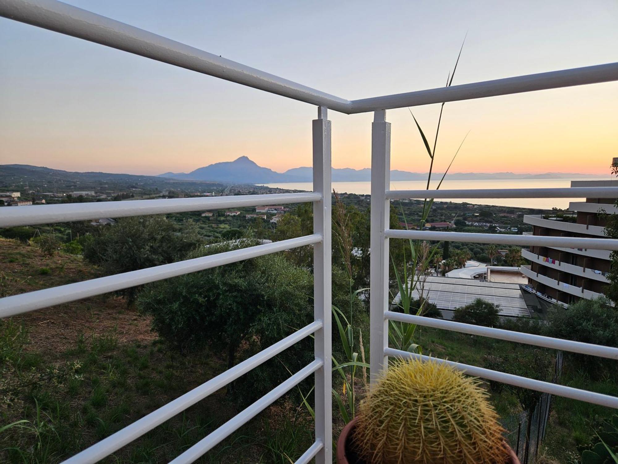 Michela - Dimora Di Charme A Con Panorama Sul Mare Casa de férias *