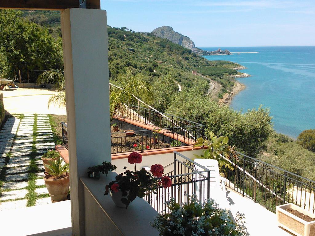 Plaia Degli Uccelli * Cefalu