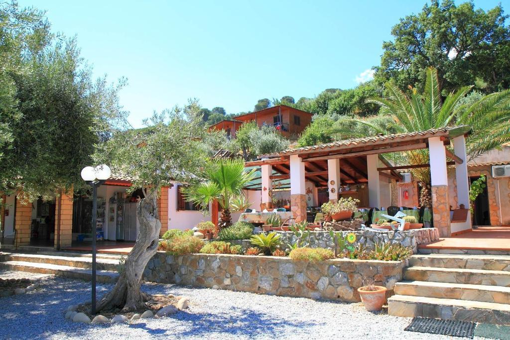Mareblu Bed & Breakfast *