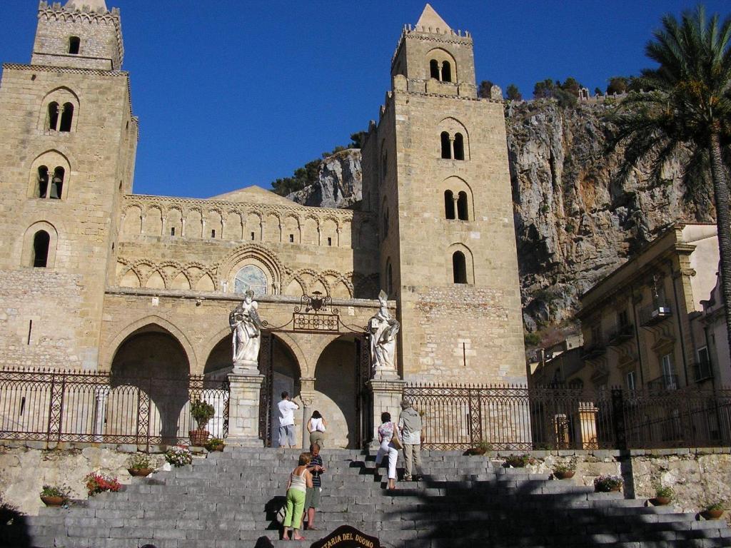 Arcobaleno 3* Cefalù