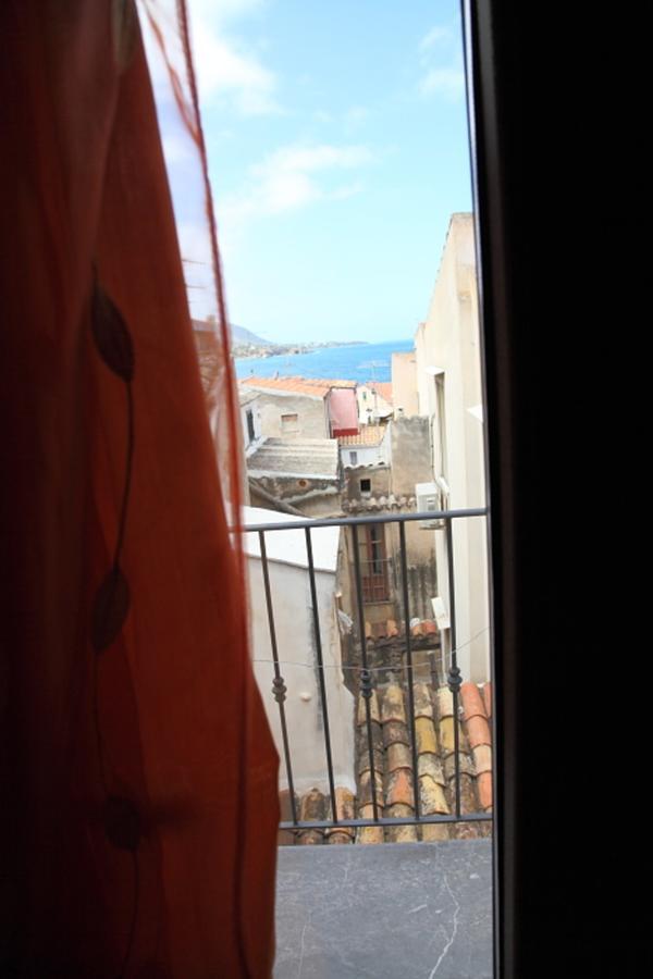 Apartment Mediterraneo - By Vacation Service Cefalu