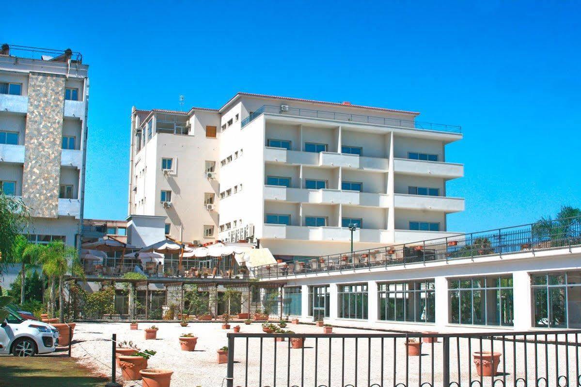 Santa Lucia Le Sabbie D'oro 4*