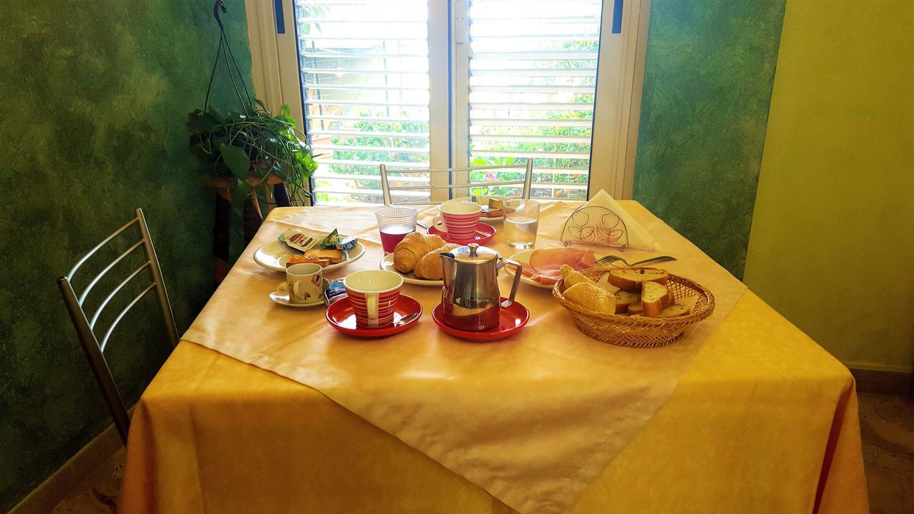 Delle Rose Bed & Breakfast *