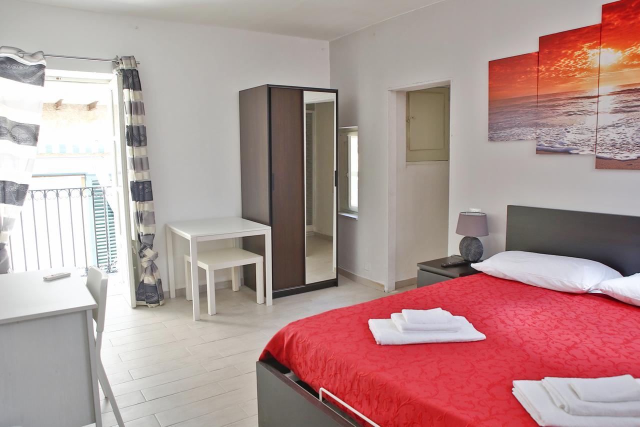 Palazzo Melnis Bed & Breakfast *