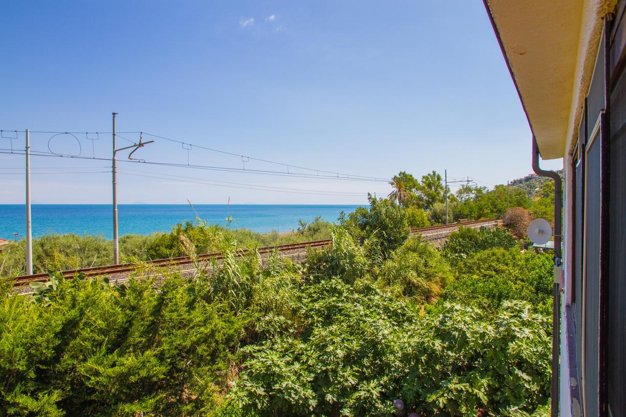 Connie's Heritage Cefalu