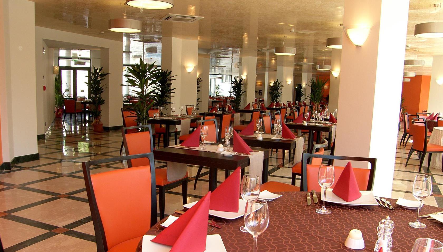Sea Palace Hotel 5*