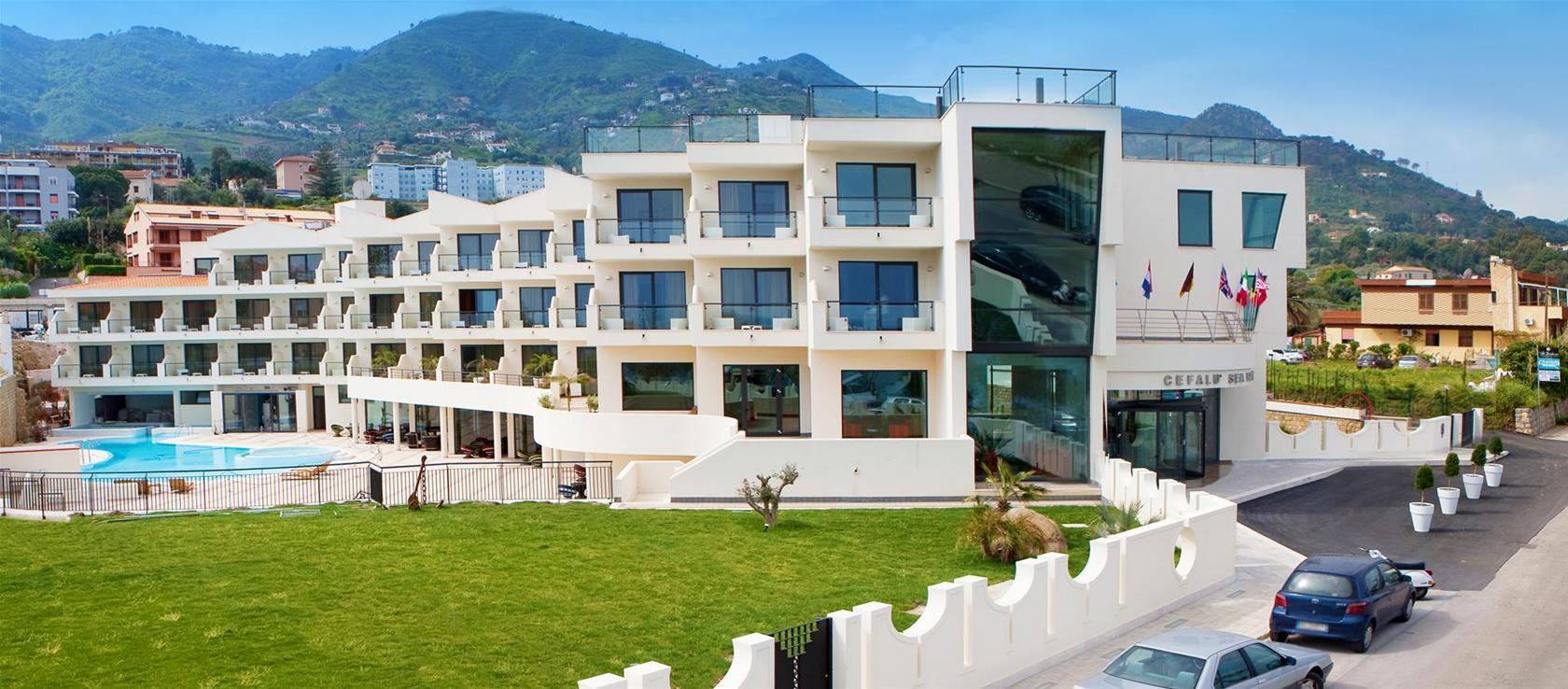 Sea Palace Hotel