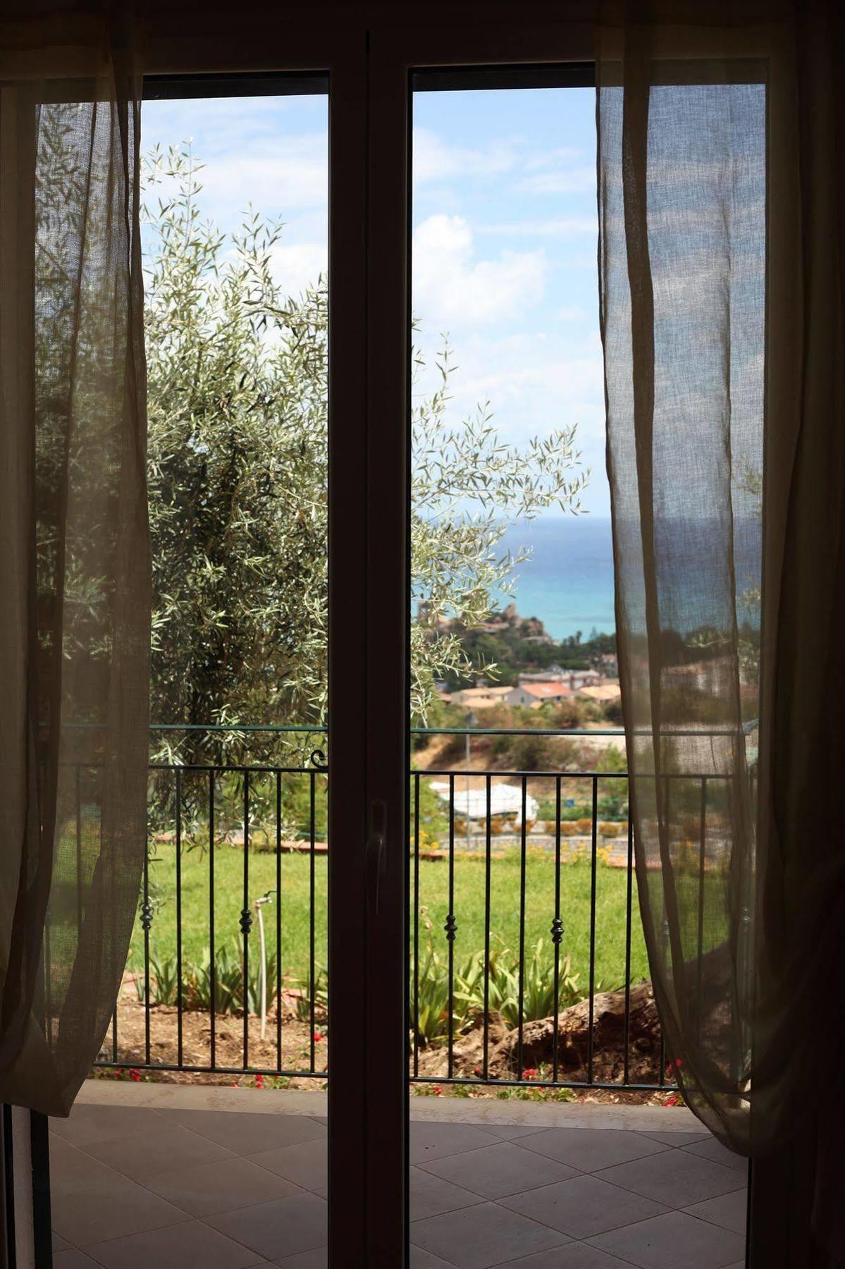 Santa Barbara Cefalù