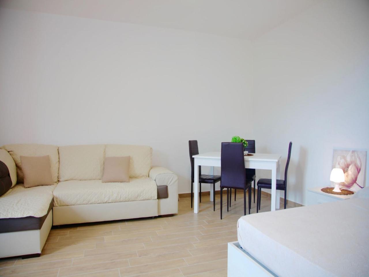 Ogliastrillo Apartment *