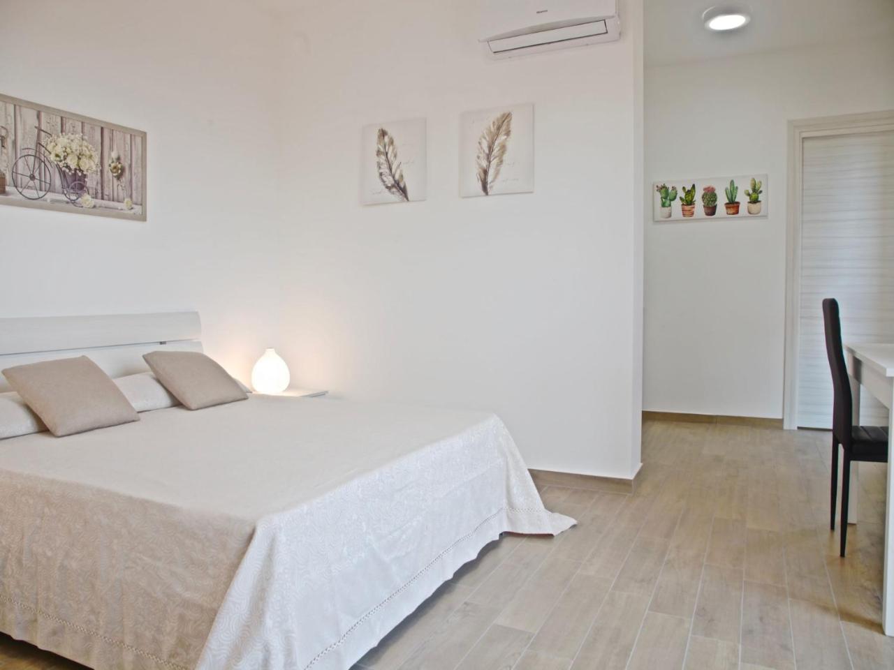 Ogliastrillo Apartment *