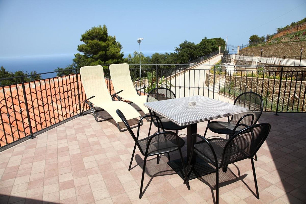Aparthotel Sikelios