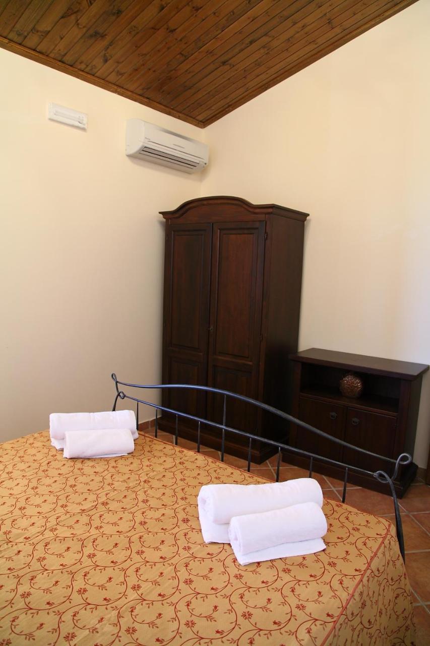 Sikelios 4*