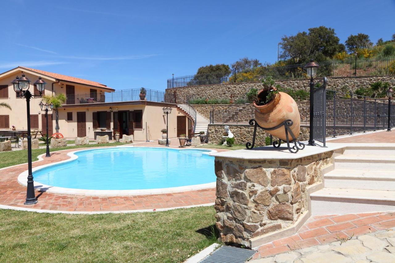 Sikelios Aparthotel 4*