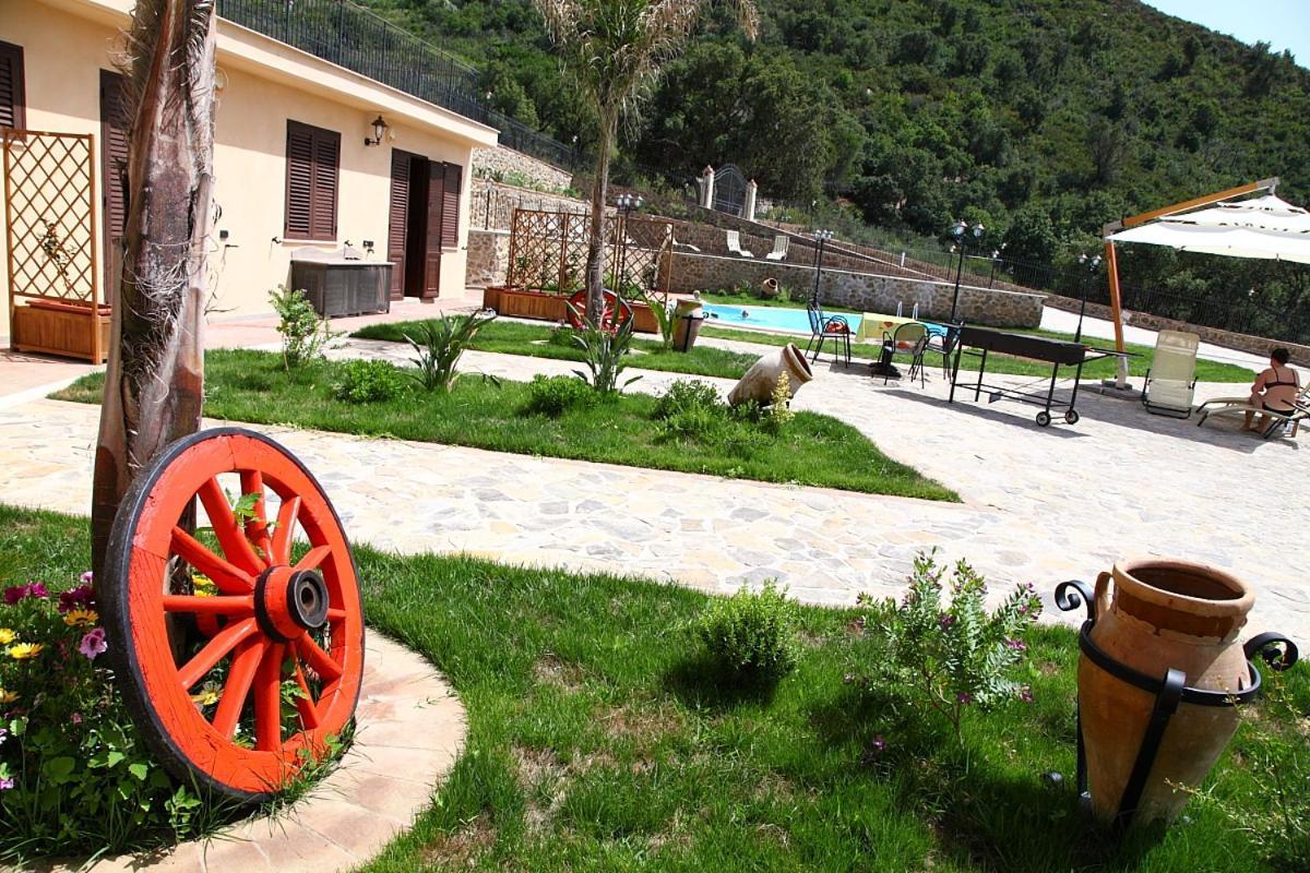 Sikelios Aparthotel 4*