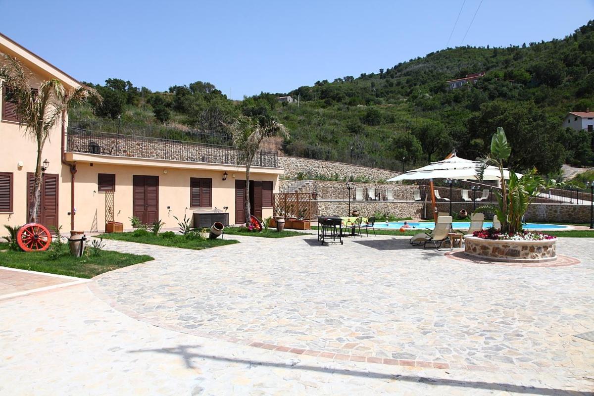 Aparthotel Sikelios 4*