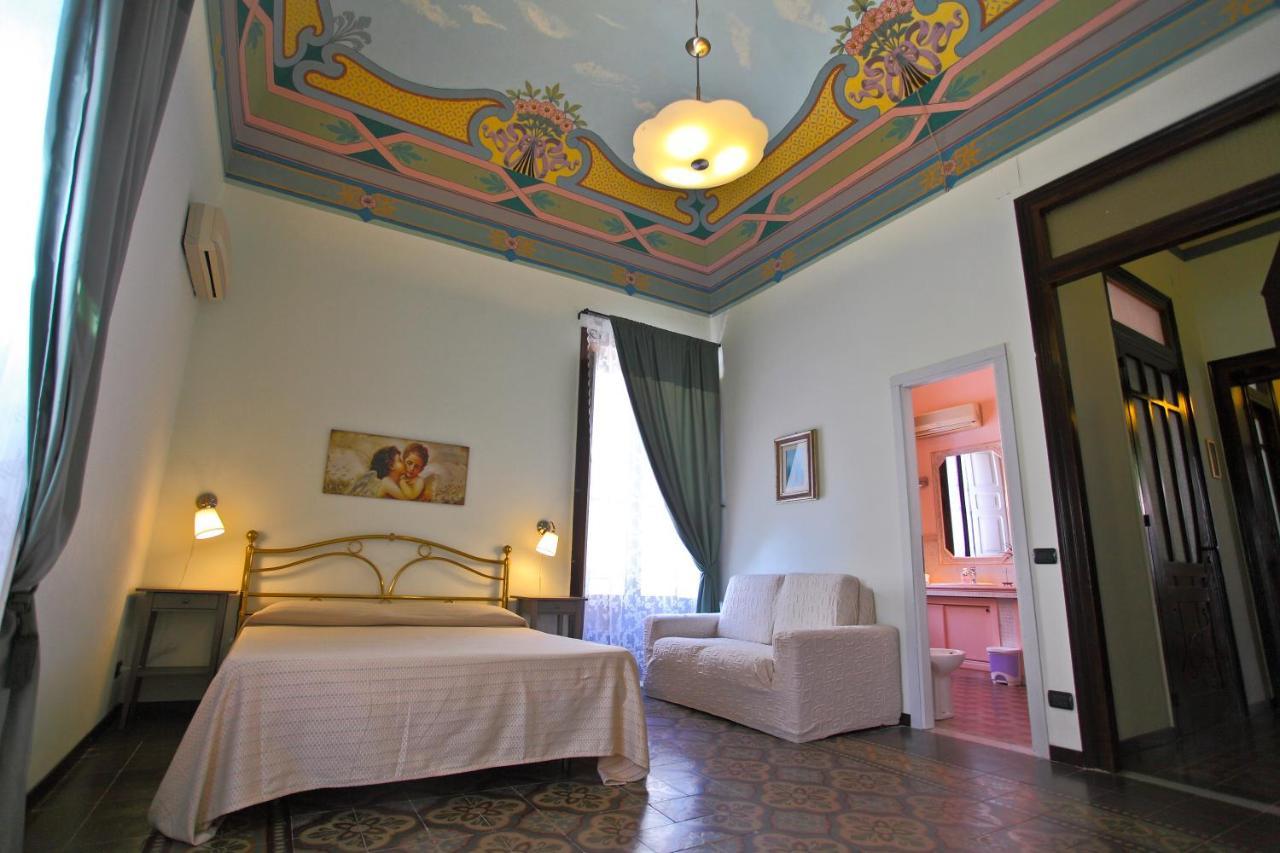 Bed & Breakfast Art Deco
