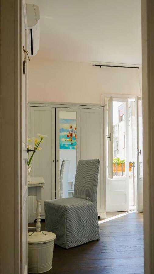 Azzurro Bed & Breakfast
