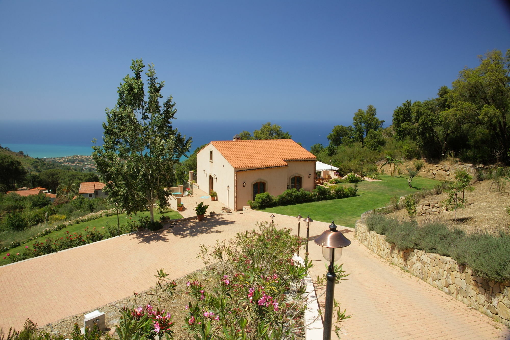 B&B Le Ginestre Bed & Breakfast 3*