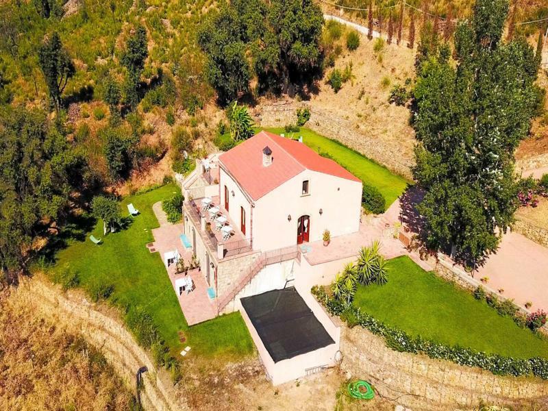 B&B Le Ginestre Bed & Breakfast