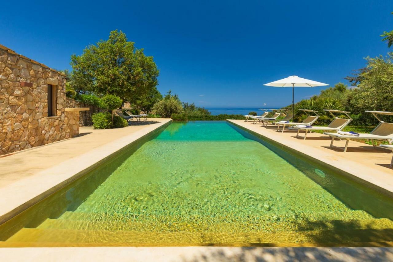 Arte Mare Blu Cefalù