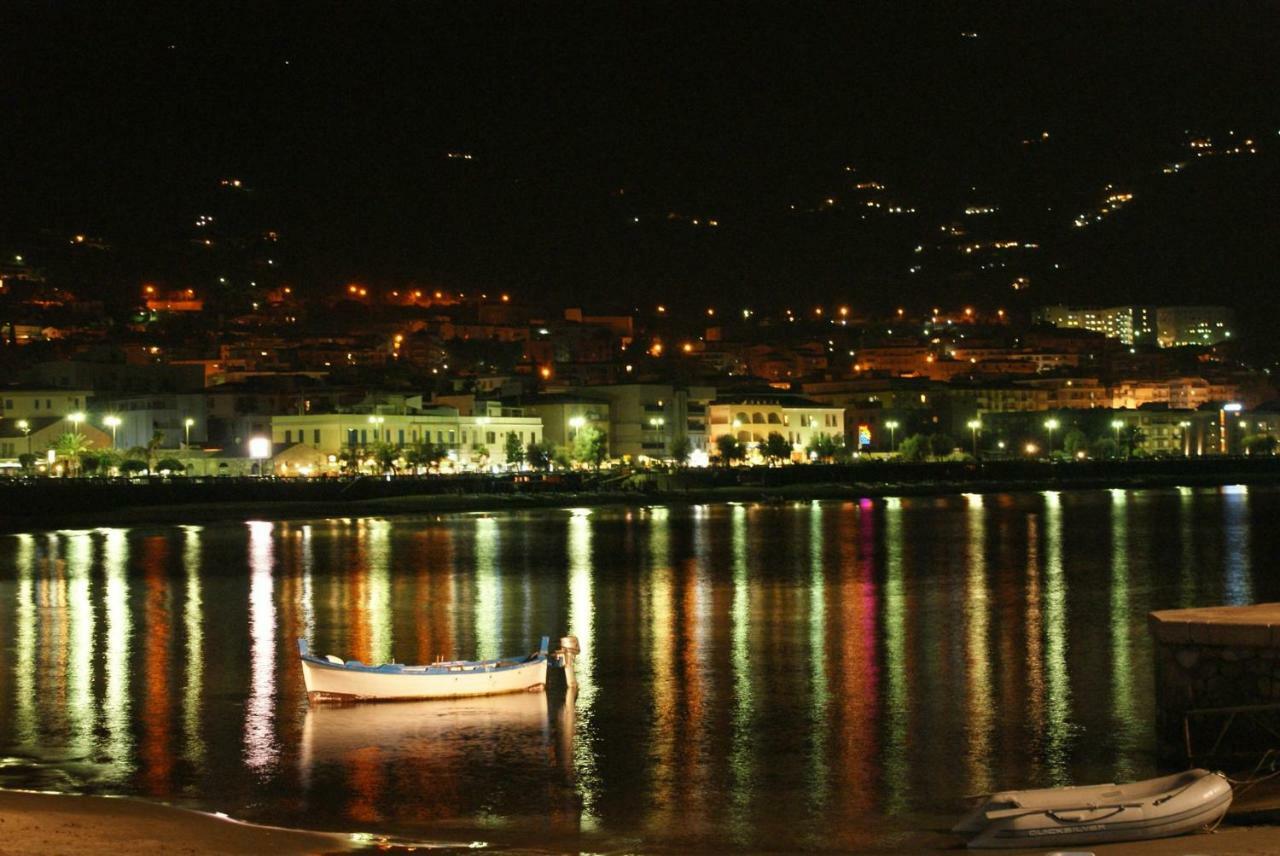 Casa Stromae A Due Passi Dal Mare Apartment