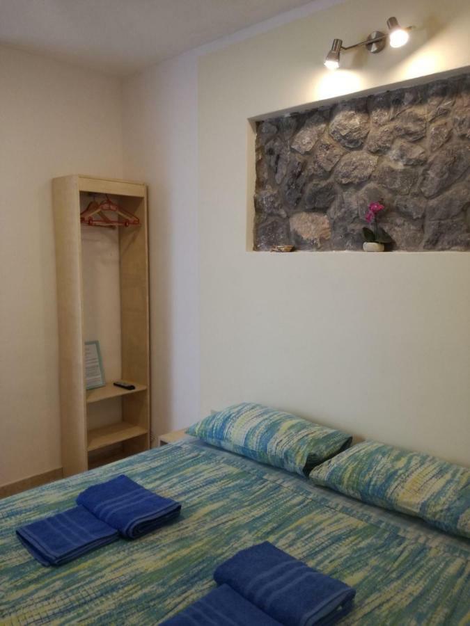 Osnao Apartment *