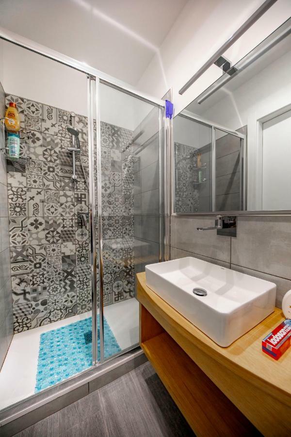 House Giardina Apartment *