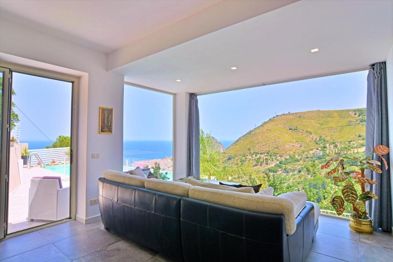 La Vista Villa