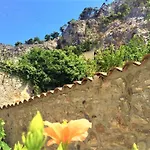 Art Deco B&B