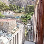 Domus Aurea San Vito House