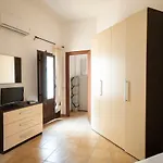 Rosabella Tea Apartment In Cefalu Center