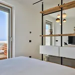 Abelia Sea Suites