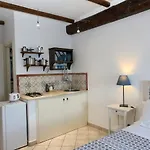 Self Apartments - Bordonaro 58