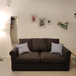 Loft Con Cortiletto - 100 Meters From The Beach