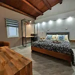 Bed And Breakfast L&P