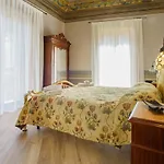 Cefas Apartments
