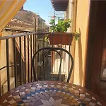 Carbonari Holiday House