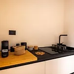 Candeloro Boutique Apartments By Wonderful Italy