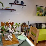 Domunua Holiday House