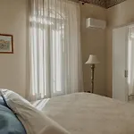L\'Infatata Suite Apartment