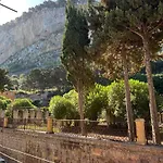 Balcone Sulla Scogliera