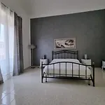 Cefalu Holidays Luxury Apartments - 120 M2