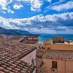 Ruggero Suite