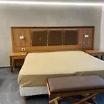 Kefa Suite