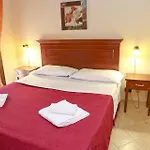 Ferienwohnung Fuer 3 Personen Ca 40 Qm In Cefalu, Sizilien Nordkueste Von Sizilien