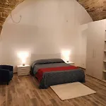 Arco House