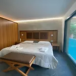 Kefa Suite