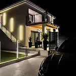 Alba Gold Luxury Suite & Villa